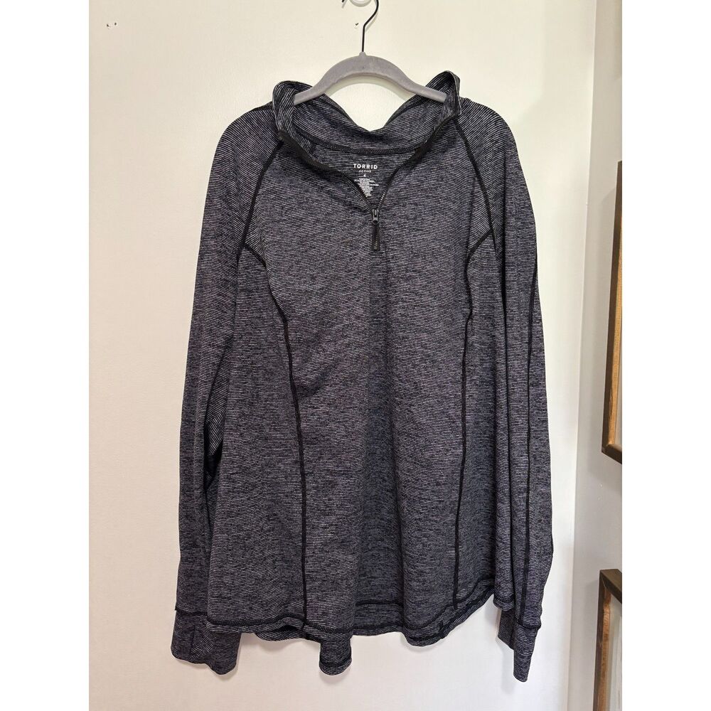 Torrid Active Quarter Zip Pullover Black Striped Casual Top 4 26/28W Athleisure
